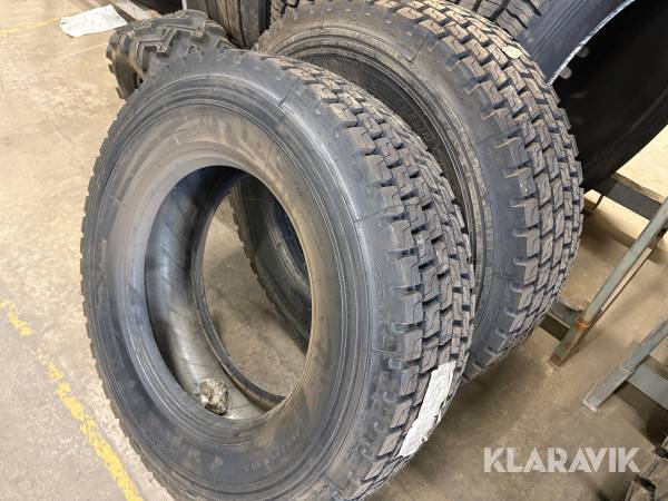 Däck Michelin XDE2+ 265/70R19.5 2st