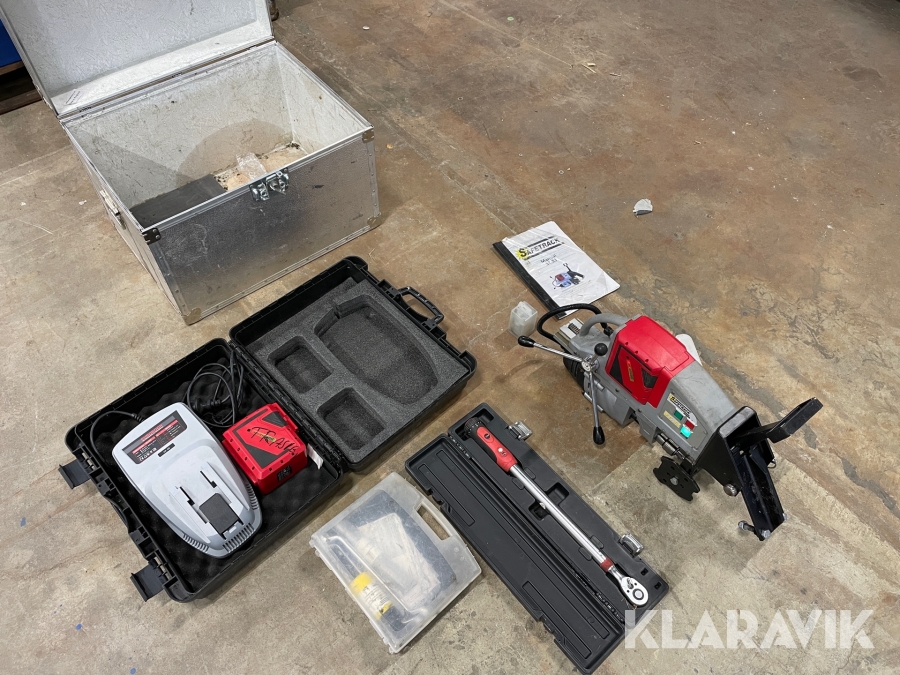 Rälsborrmaskin Safetrack ST33 batteridriven