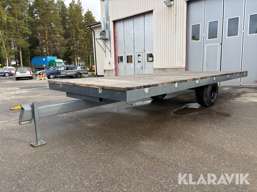 Entreprenad- /Traktorvagn, egentillverkad