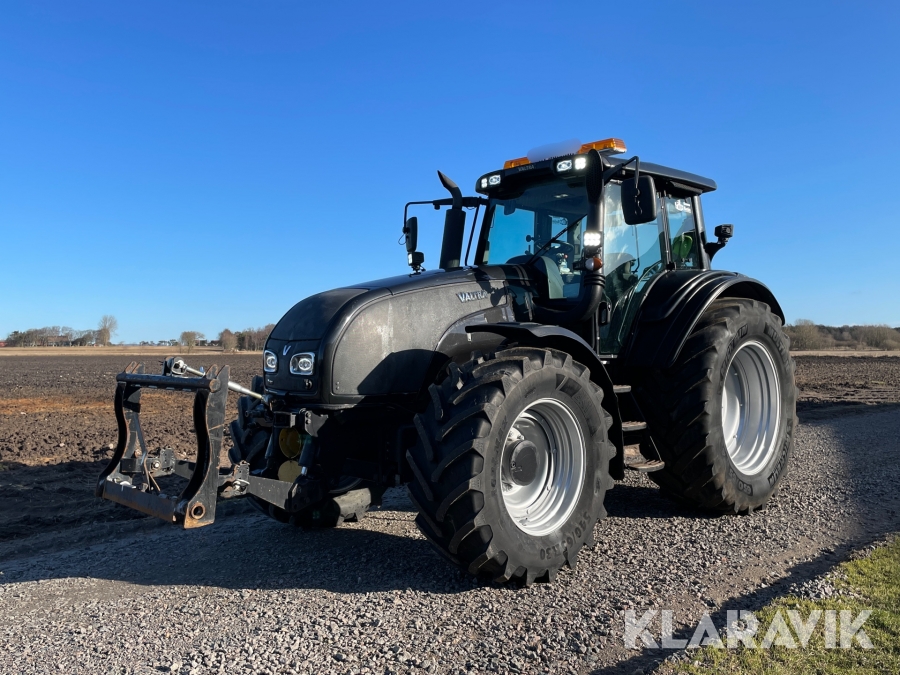 Traktor Valtra T191 Hitech