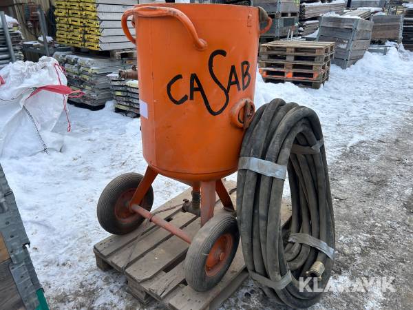 Blästertank med slang