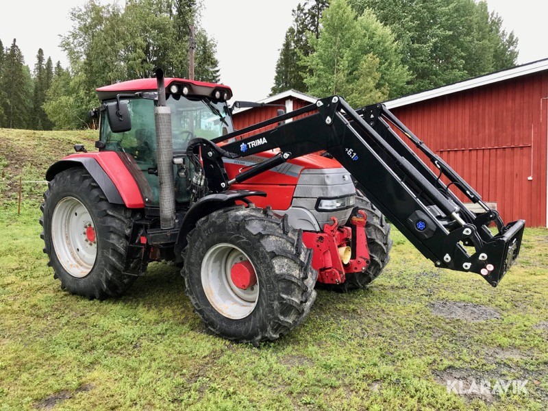 Traktor McCormick XTX 200 E