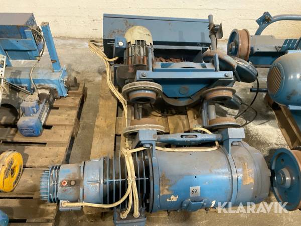 Tralla Demag P205