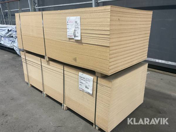 Spånskivor 12x1200x2750mm