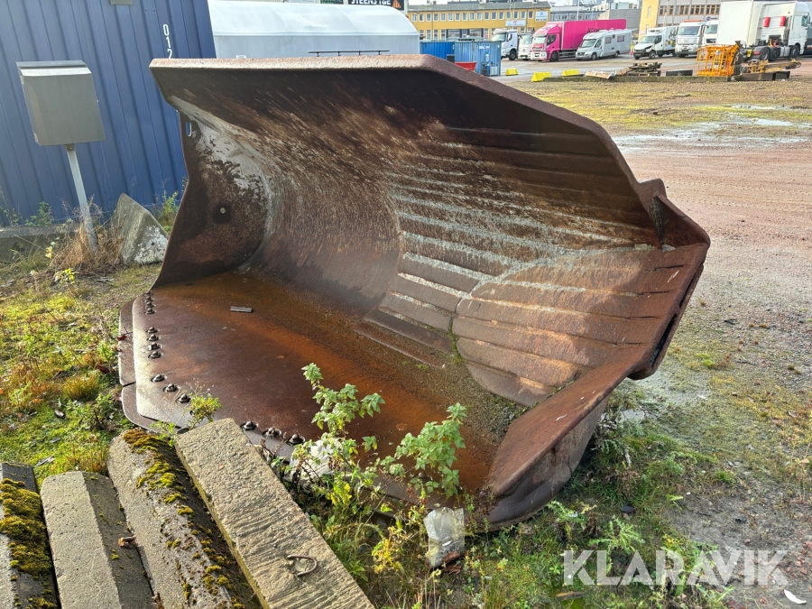 Sidotippskopa Maakasi Oy 4m3