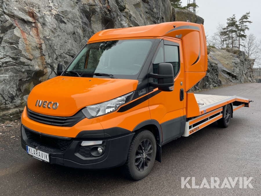 Biltransport Iveco Daily med sovhytt