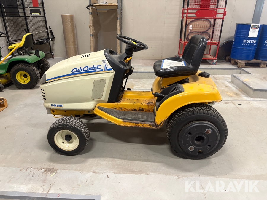 Åkgräsklippare Club Cadet HDS 2185 