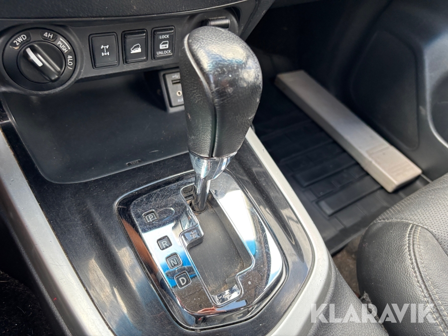 Pickup Nissan Navara Dubbelhytt 2.3 dCi 4WD Automat 190hk