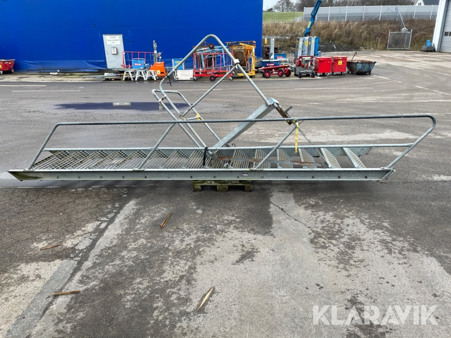 Modultrappa med plattform