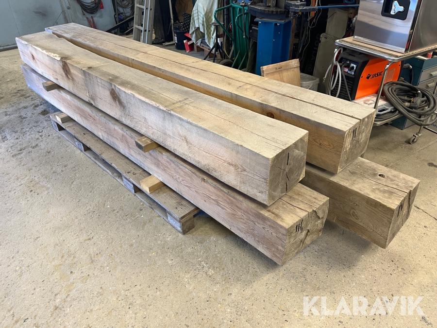 Träbjälkar gotländsk furu