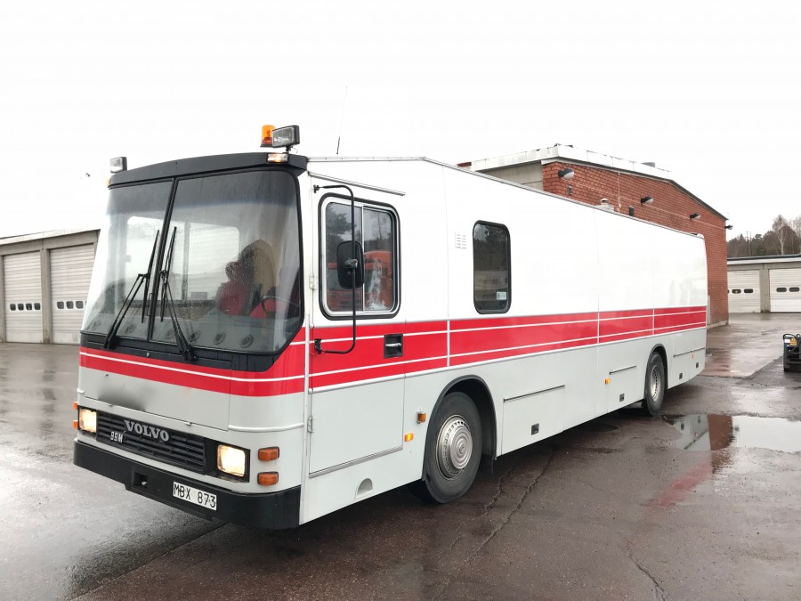 Buss m aluminiumkaross / Nybesiktad