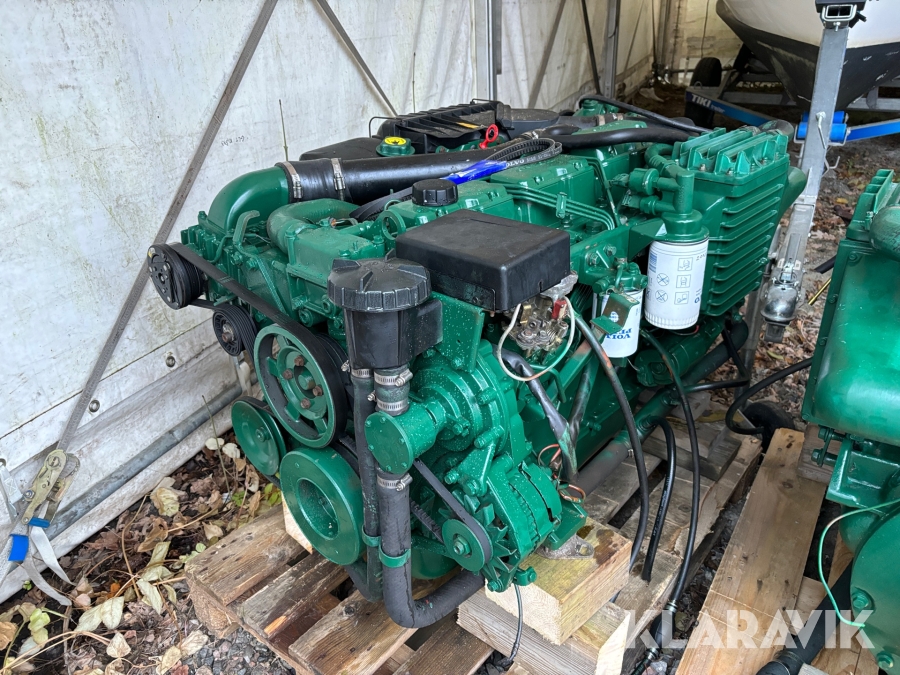 Båtmotor Volvo Penta KAD42A med drev