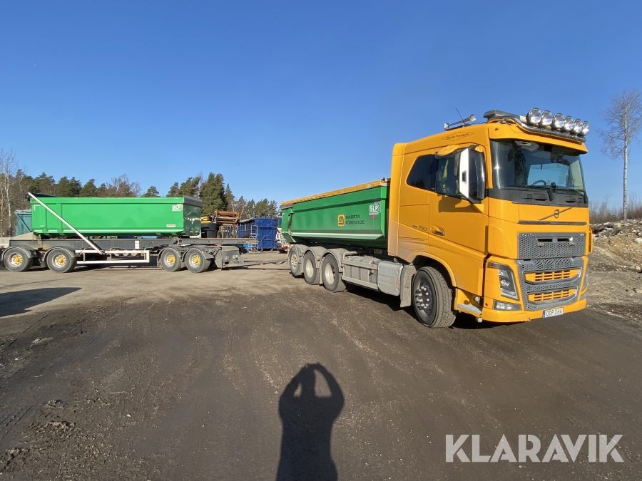 Kassettbil Volvo FH16 med kassettsläp