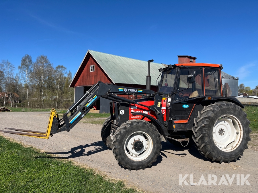Traktor med lastare Valmet 555