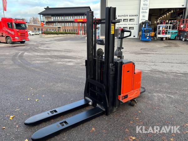 Ledstaplartruck BT LSF 1250-8/11