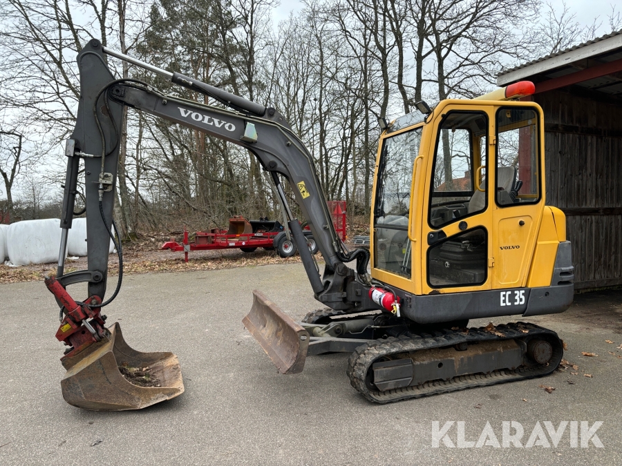 Grävmaskin Vovlo EC35 med redskap