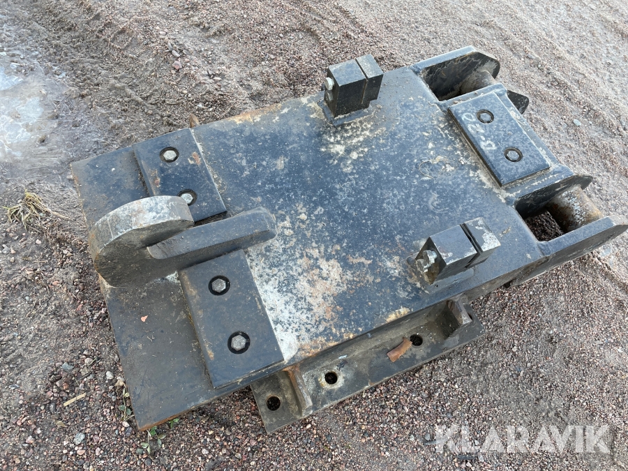 B20 fäste med platta