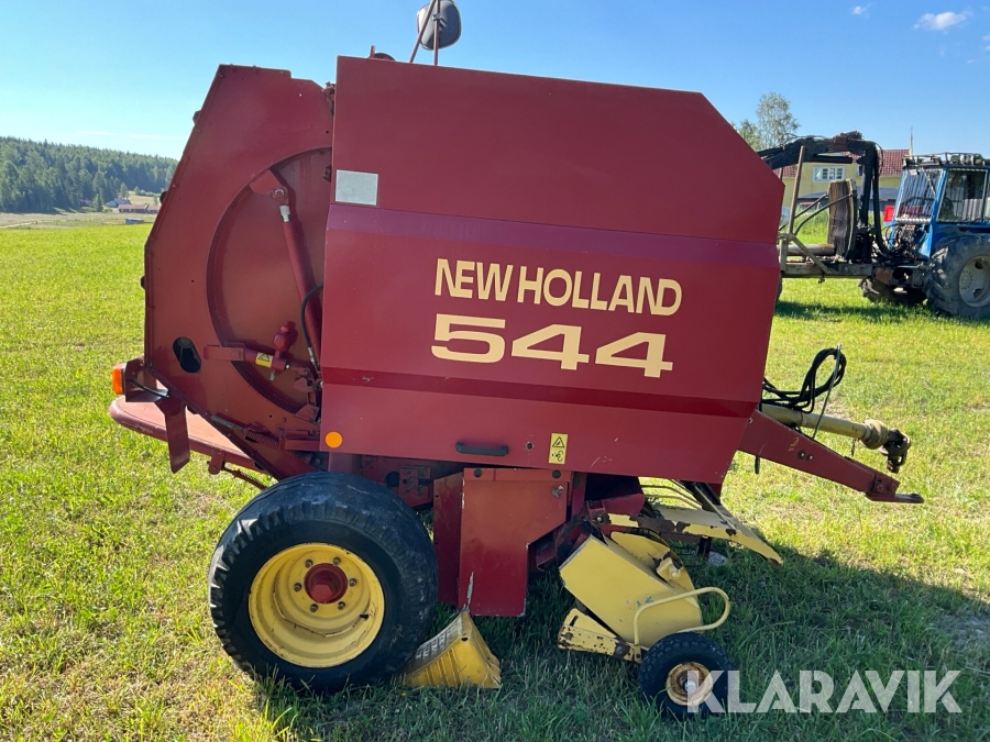 Rundbalspress New Holland 544