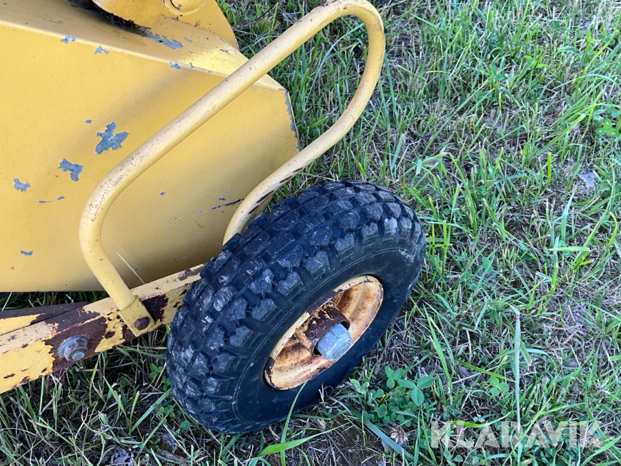 Rundbalspress New Holland 544