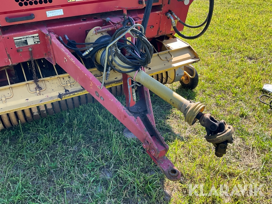 Rundbalspress New Holland 544