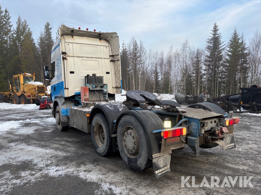 Dragbil Scania 460 144L