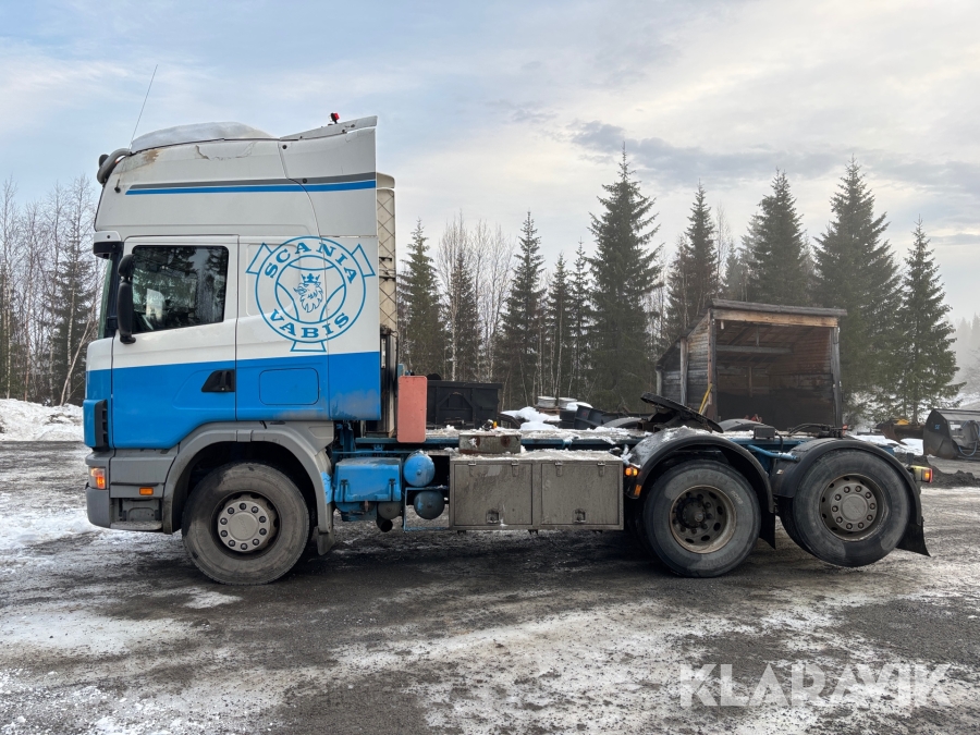 Dragbil Scania 460 144L