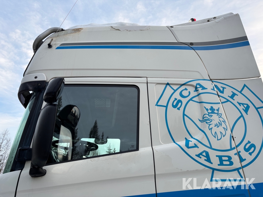 Dragbil Scania 460 144L