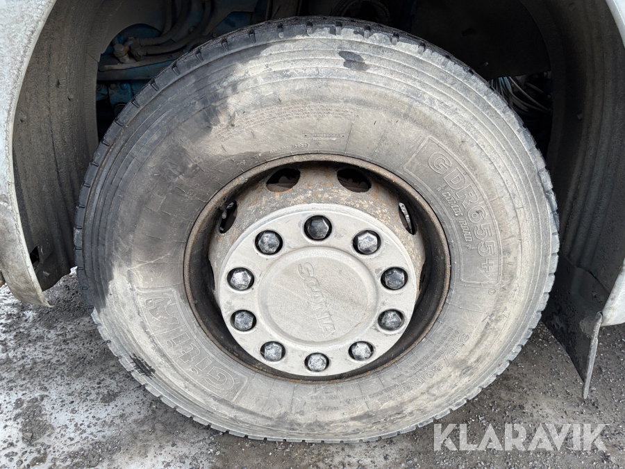 Dragbil Scania 460 144L