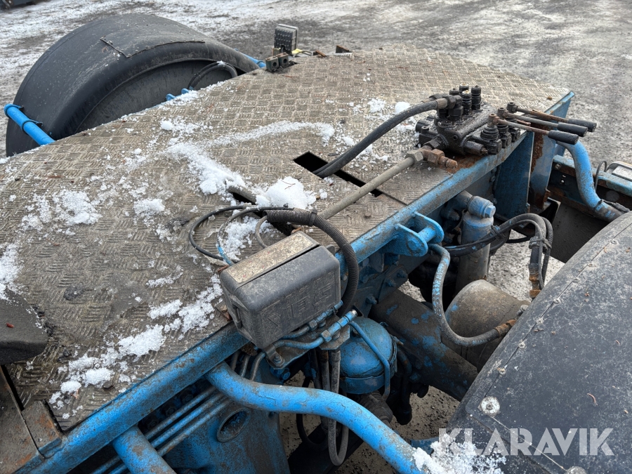 Dragbil Scania 460 144L