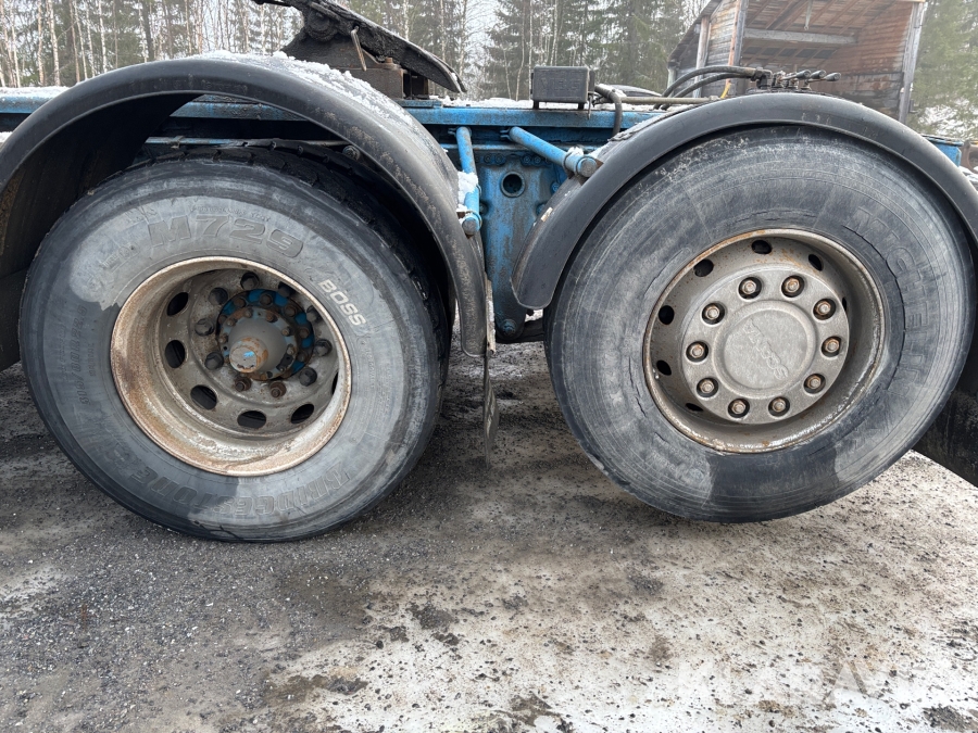 Dragbil Scania 460 144L