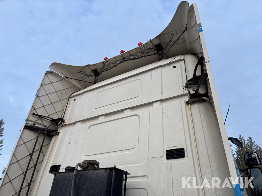 Dragbil Scania 460 144L