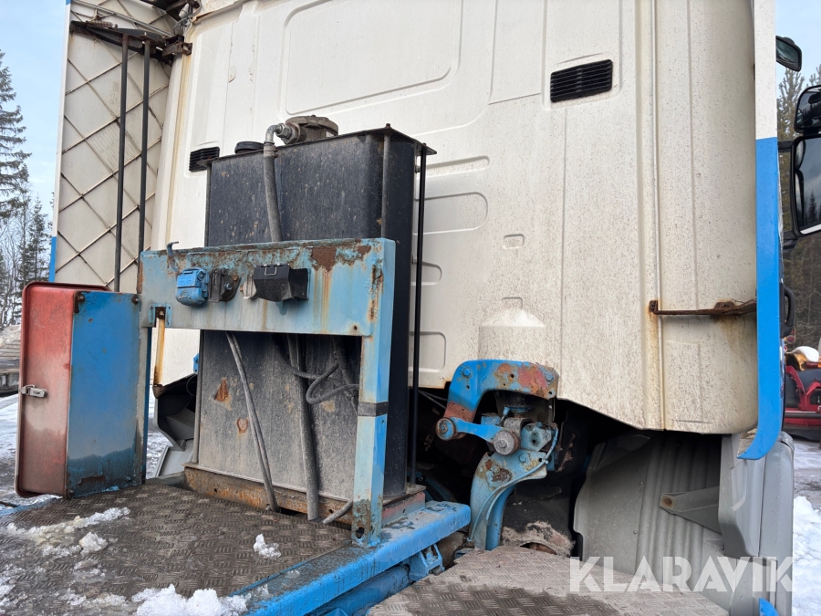 Dragbil Scania 460 144L