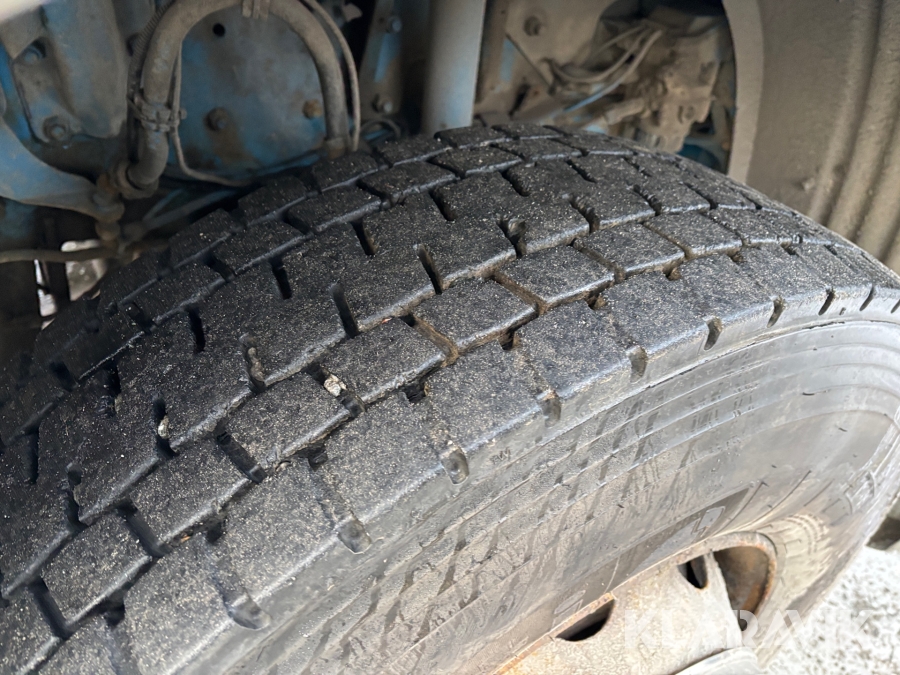 Dragbil Scania 460 144L