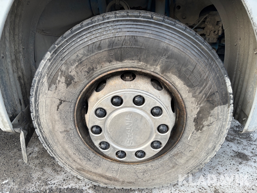 Dragbil Scania 460 144L