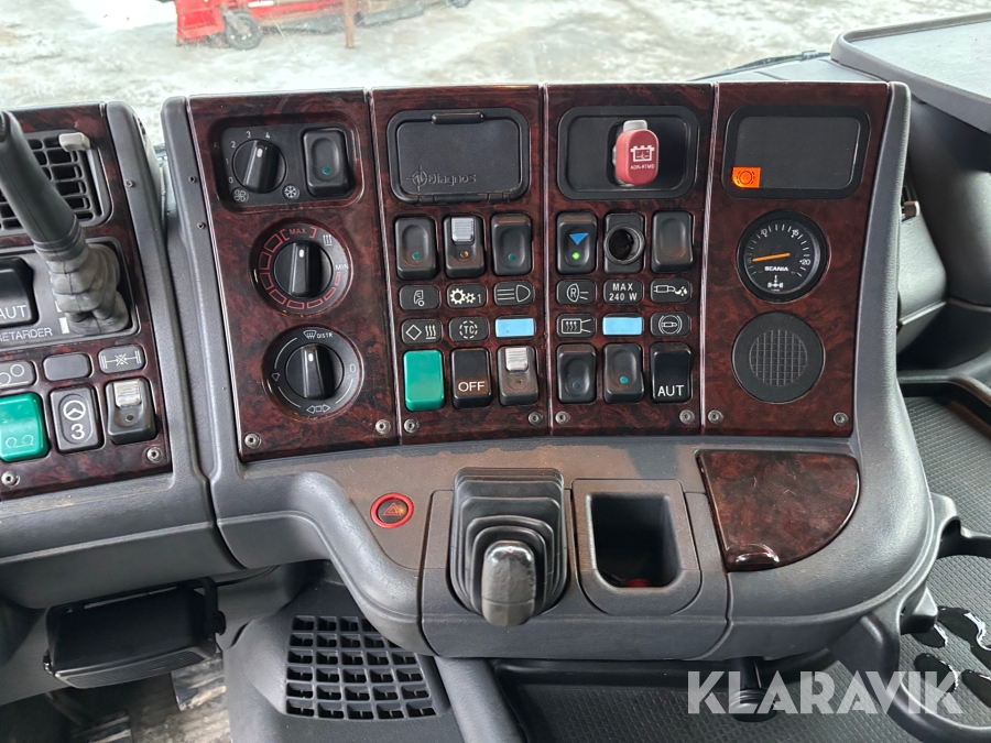 Dragbil Scania 460 144L