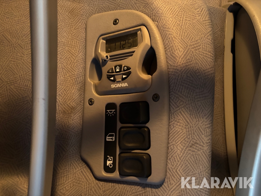 Dragbil Scania 460 144L