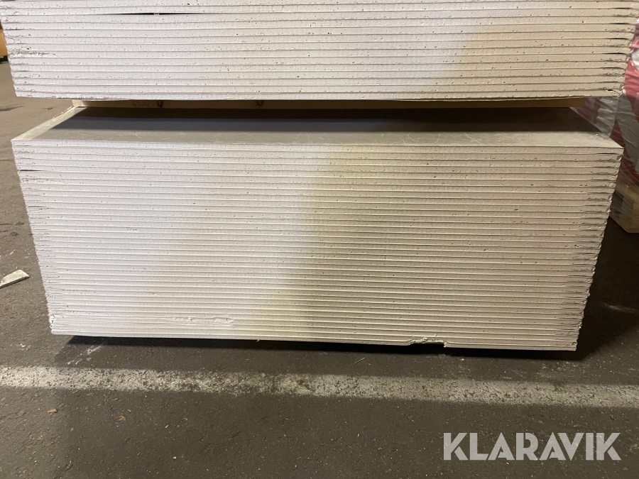 Gipsskiva Gyproc GN 13 1200X2700mm 35st