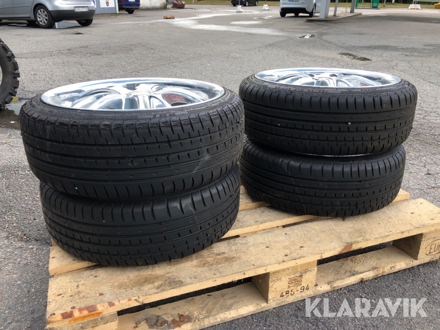 Däck  Accelera 195/40-R17 4 st