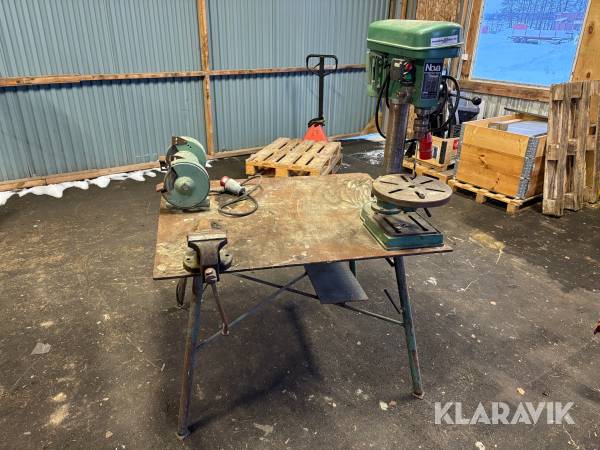 Arbetsbänk med pelarborrmaskin skruvstycke / pelarslip