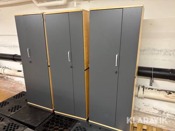 Garderob Kinnarps 3st