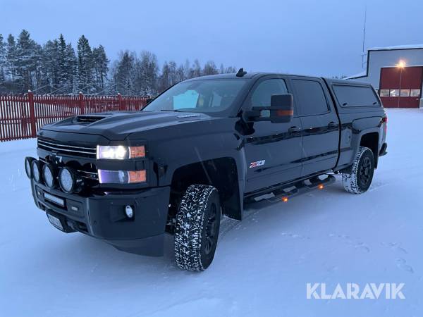 Pickup Chevrolet Silverado 2500HD Midnight Edt C-kort