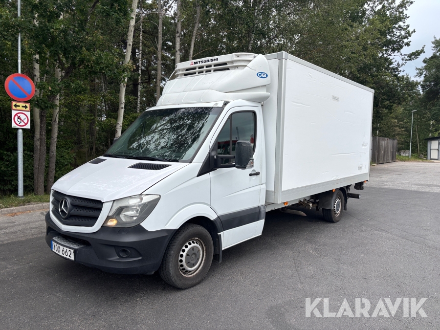 Lätt lastbil Mercedes-Benz Sprinter med kyl/frysaggregat 