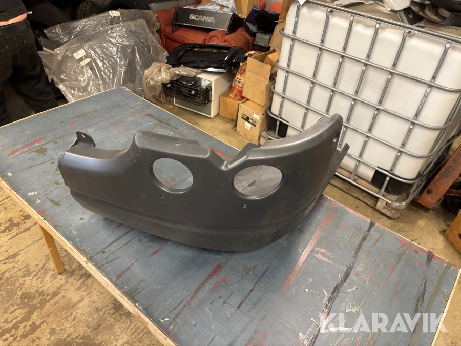 Kofångarhörn Scania vänster