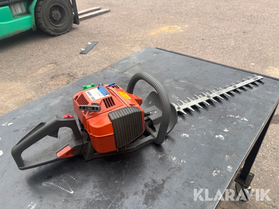 Häcksax Husqvarna 225H60