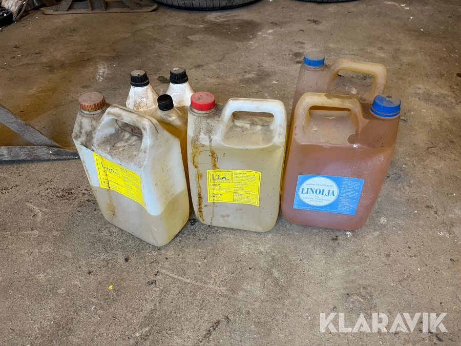 Linolja kokt drygt 15 liter
