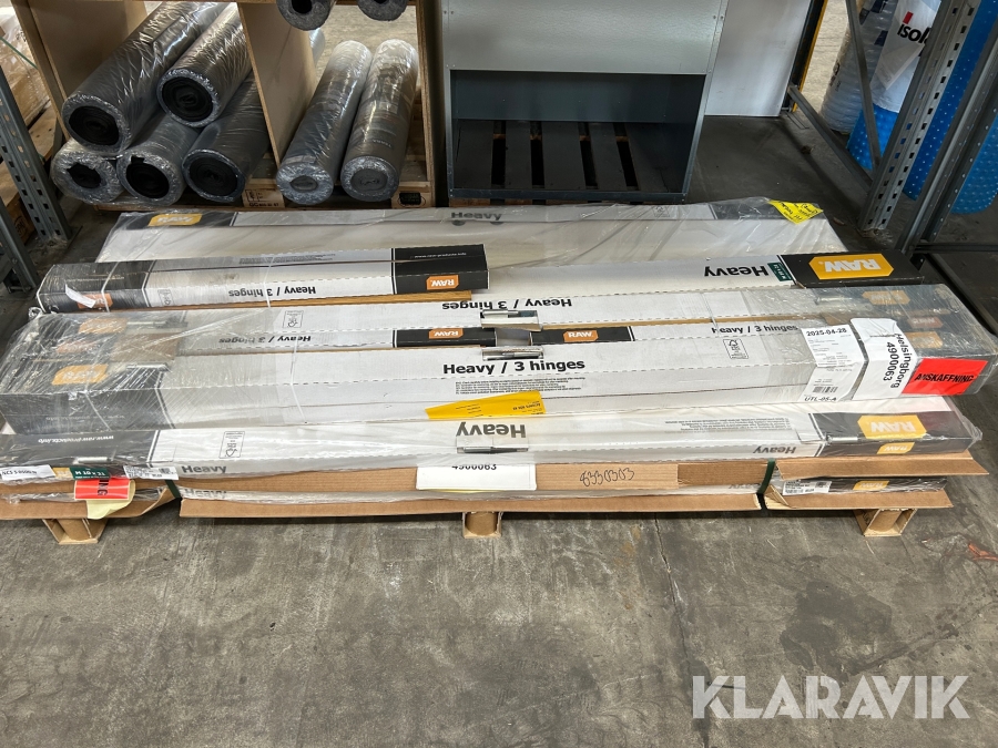 Massiva innerdörrar RAW med karmar 3 st