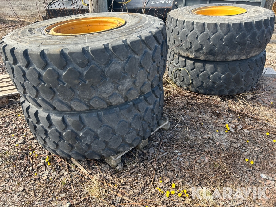 Entreprenaddäck Hilo B01N