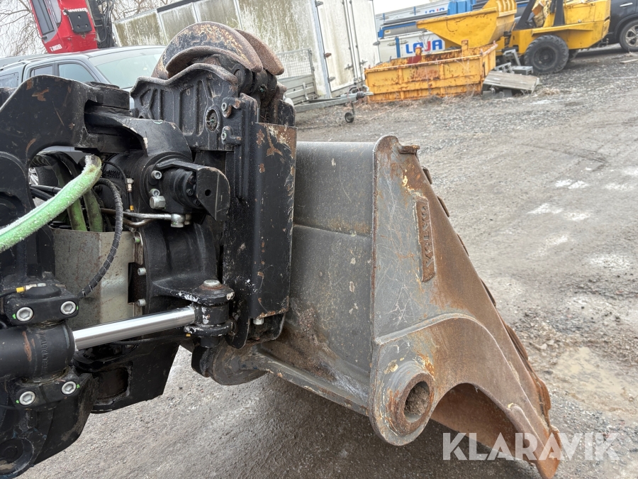 Grävmaskin Volvo EWR170E med grävsystem och många redskap