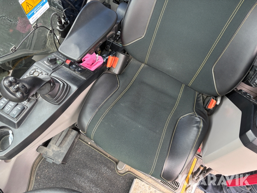 Grävmaskin Volvo EWR170E med grävsystem och många redskap