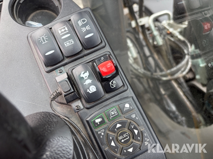 Grävmaskin Volvo EWR170E med grävsystem och många redskap